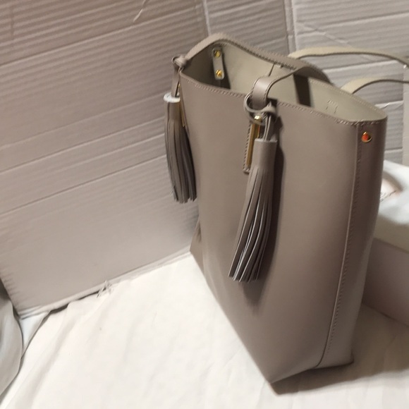 New! Joy and Iman leather tote - Picture 5 of 6